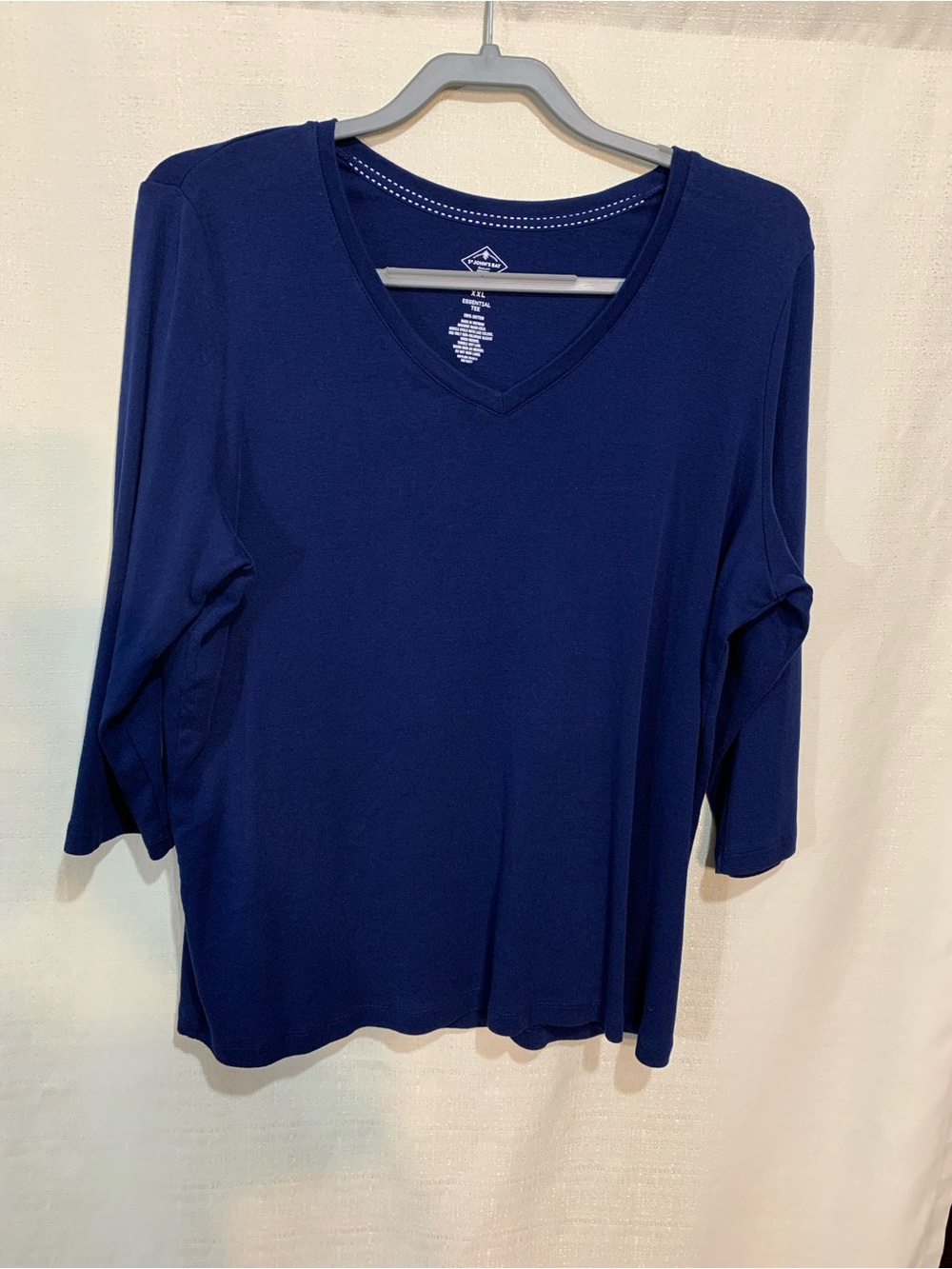 St. John's Bay Navy V-Neck Long Sleeve  tee A1/14